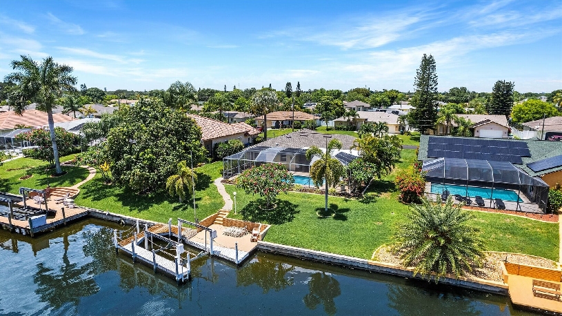 Cape Coral Villa 1 - 01