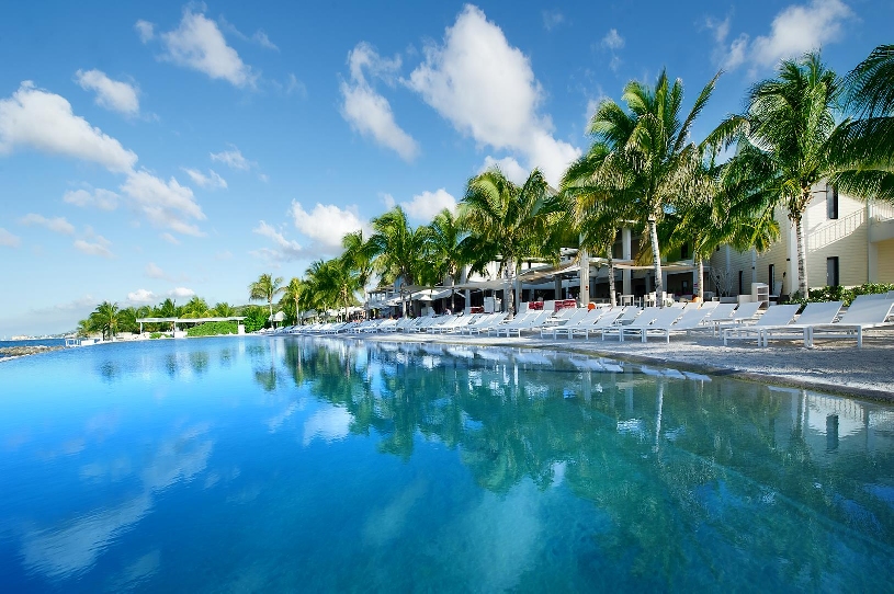 Curacao Papagayo Beach Resort Villa - 01