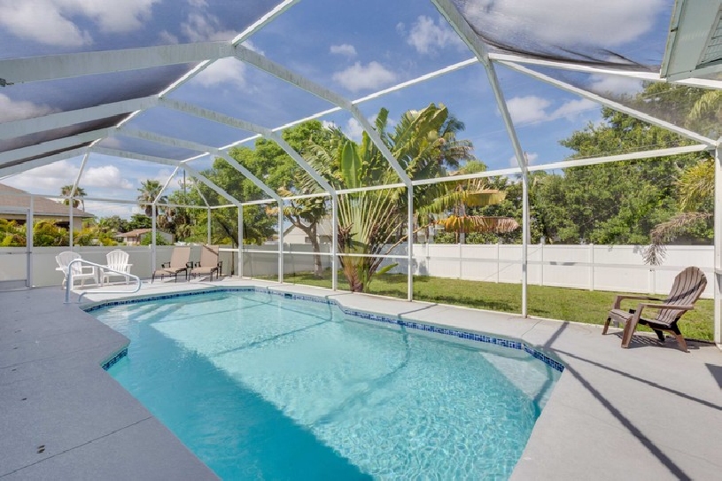 Florida Cape Coral Pool Villa - 02