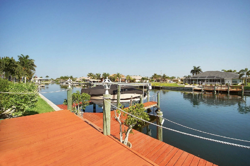 Florida Cape Coral Southwest Water Golf Villa 4 SZ - 03