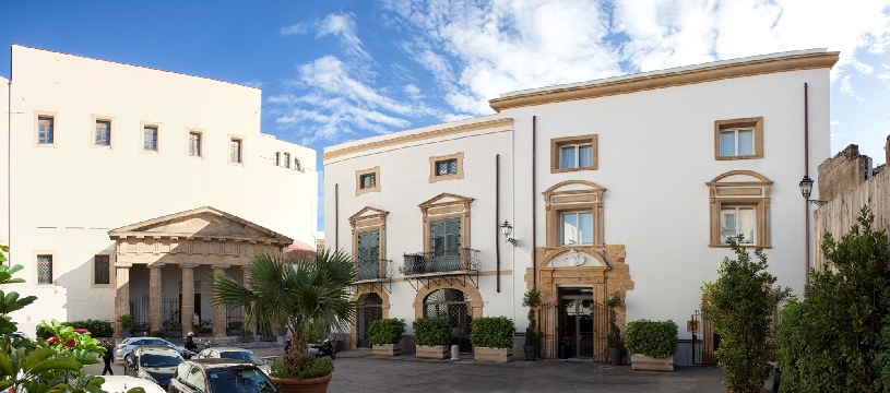 Sizilien Palermo Stadtresidenz Palazzo Brunaccini - 01