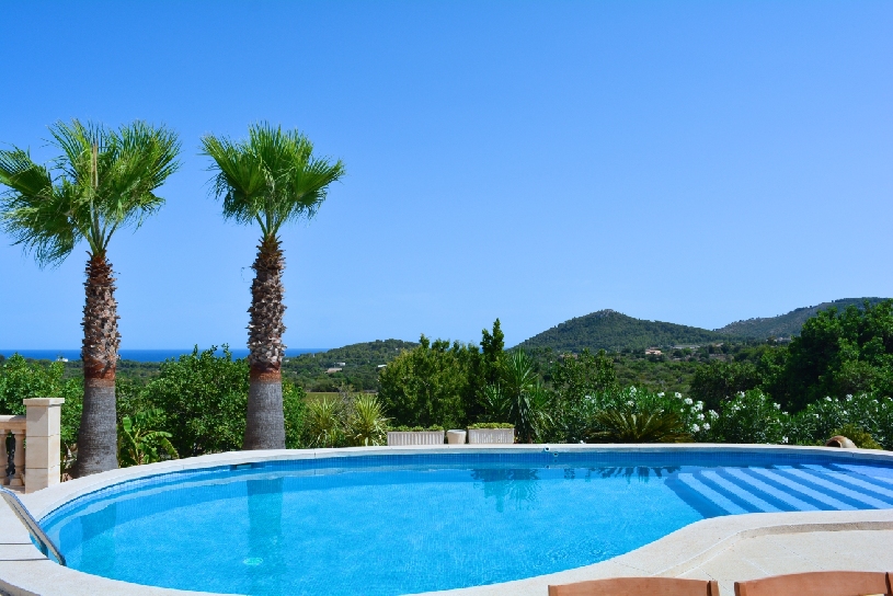 Spanien, Mallorca, Golfvilla mit Pool auf schönem Grundstück - 02
